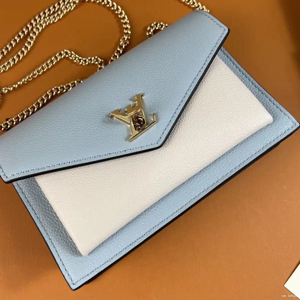 Cheap POCHETTE VUITTON MYLOCKME CHAIN LOUIS 0628